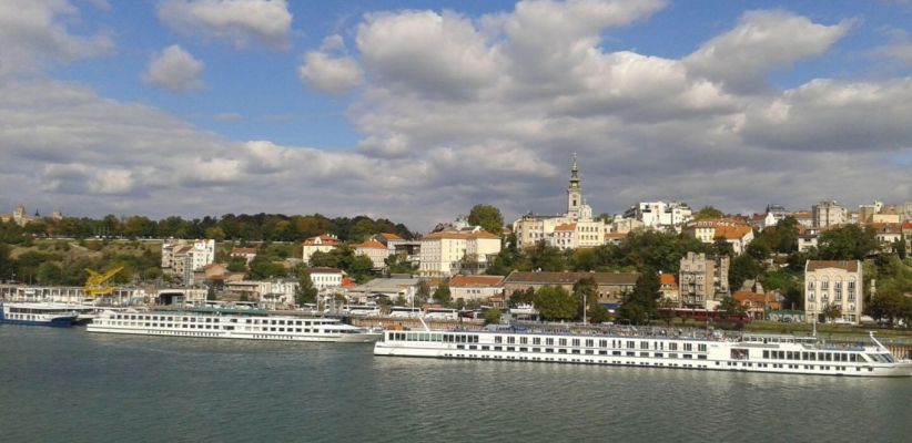 Настаняване в хотели 2* или 3*