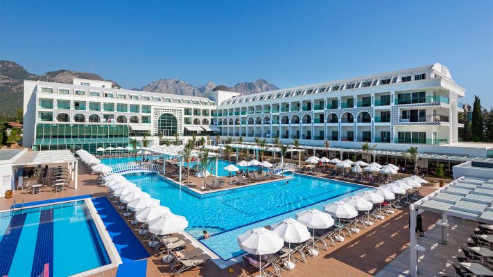 KARMIR RESORT & SPA