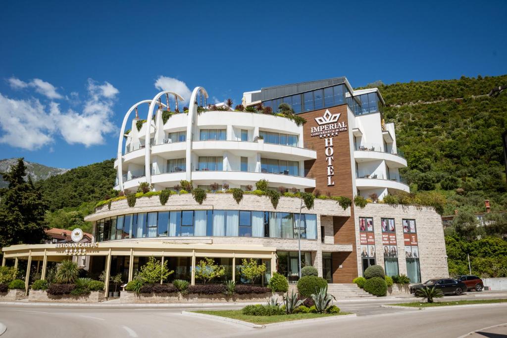 HOTEL IMPERIAL