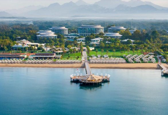 CALISTA LUXURY RESORT