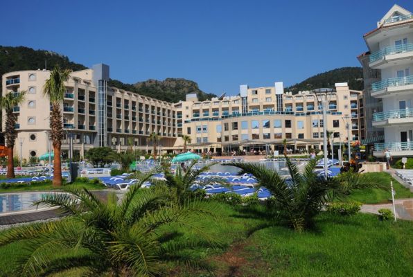 GREEN NATURE RESORT SPA