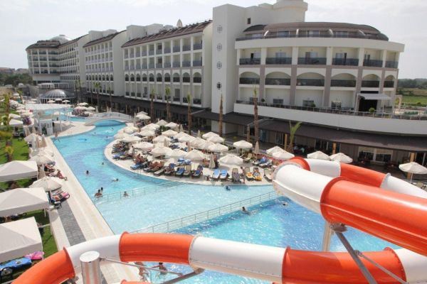 Lrs Port River Hotel & Spa